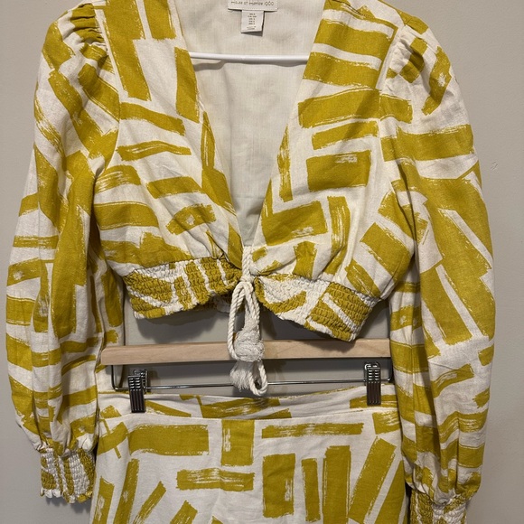 house of harlow 1960 Long Sleeve Linen Crop Top With Tiered Maxi Skirt Set Sz S - Picture 10 of 16